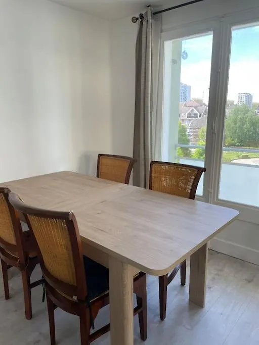 Appartement A 150M Du Lac- Plage De L'Imperial Annecy Apartment